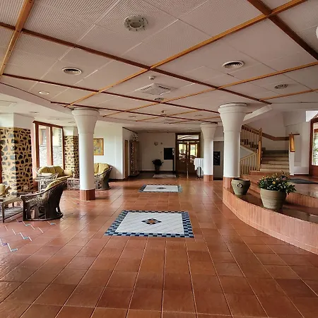 Club Dobogomajor Superior منتجع