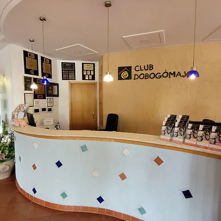 Club Dobogomajor Superior تشيرستوموي